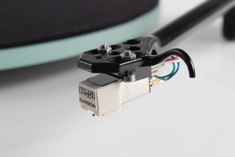 rega-p2-platine vinyle-cellule-carbon